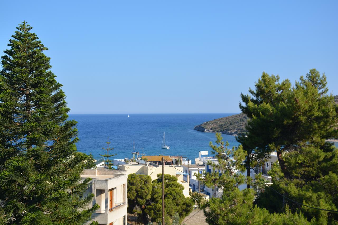 Voula Apartments Agia Marina  المظهر الخارجي الصورة