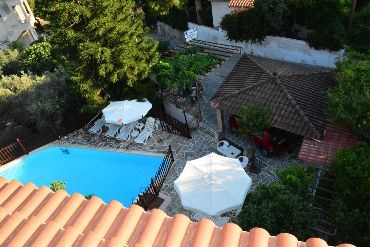 Voula Apartments Agia Marina  المظهر الخارجي الصورة